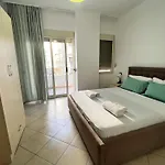 Sol - Entire On A Budget * Durrës