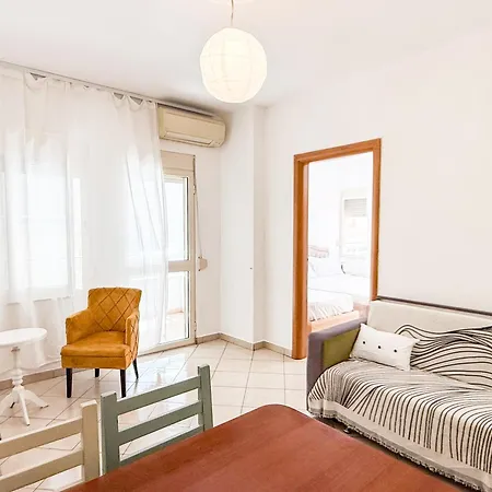 Sol - Entire On A Budget Appartamento *