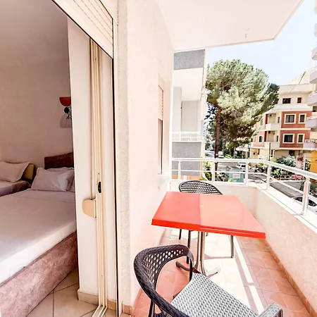 Apartment Sol - Entire On A Budget Durres