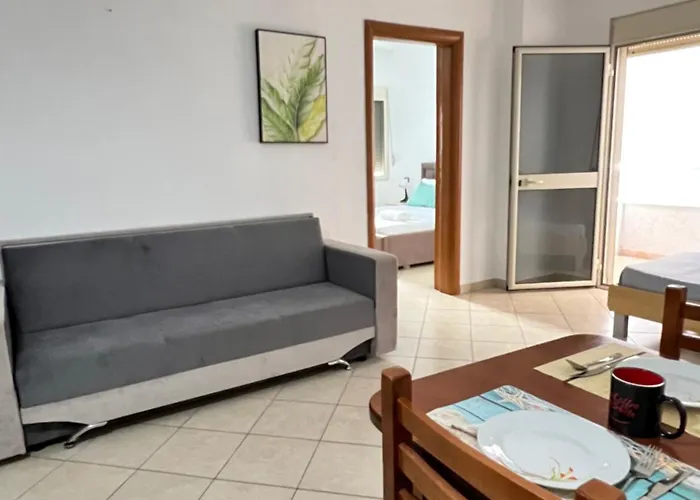 Sol - Entire On A Budget Appartement