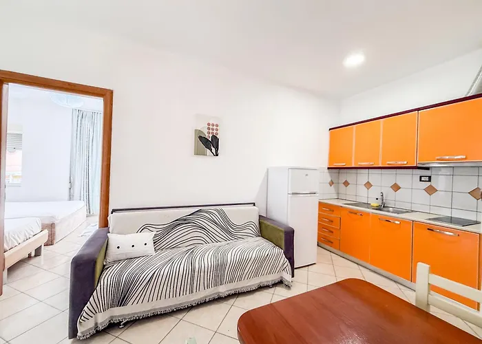 Sol - Entire On A Budget * Durrës